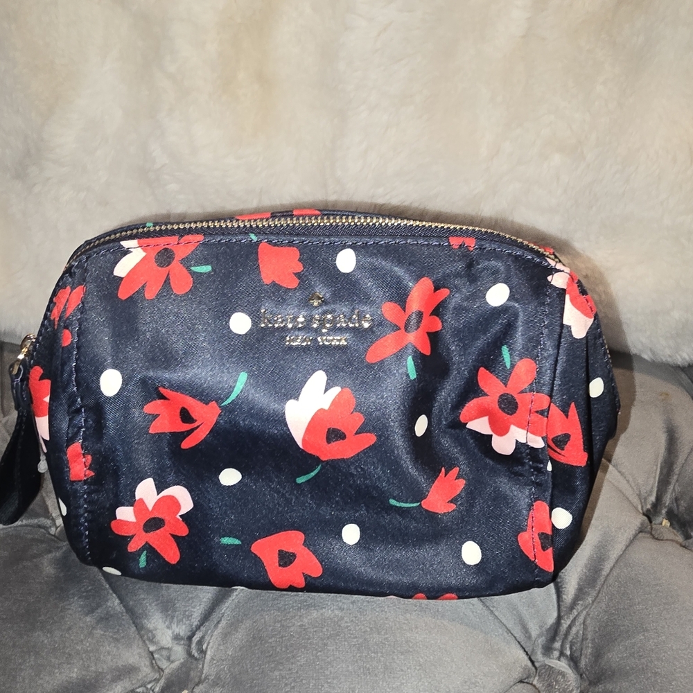 kate spade cosmetic bag makeup new Nwot